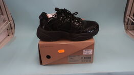 Sneakers WODEN str. 38