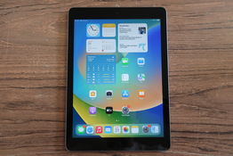 APPLE iPad 5th gen. Wi-Fi 32GB Space Grey (MP2F2FD/A)