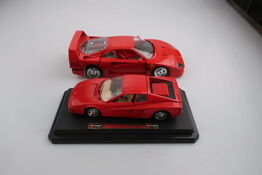 2 stk. modelbiler BURAGO Ferrari Testarossa (1984), Ferrari 983