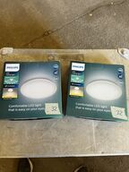 LED lampe Philips ceiling light 10w 2 stk (Varen er ny)