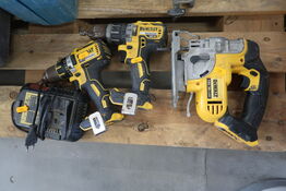 2 pieces Cordless tools DEWALT