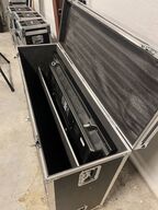 1 stk. 50” Pioneer  skærm med flightcase