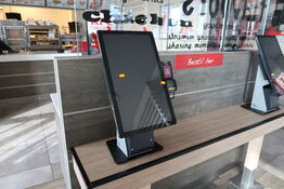 	All-in-one touch computer ELO ESY22i5 med bonprinter samt dankortterminal