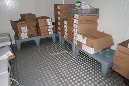 3 stk. plastikpaller uden indhold