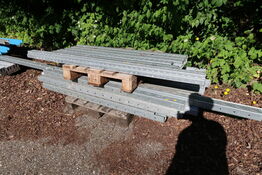 Palle med div. varelager