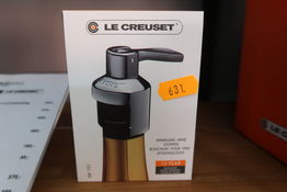 Champagne prop LE CREUSET SW 101