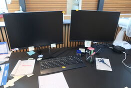 2 stk. computerskærme HP Z24 med dockingstation, tastatur