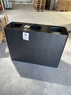 300 ltr. affaldscontainer SORT 