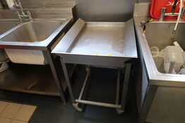 Rustfri stålbord