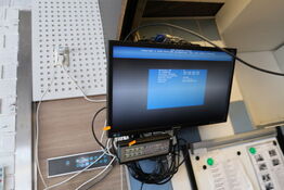 Computerskærm SAMSUNG S24E200 med betjeningspanel