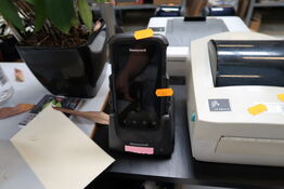 Håndholdscanner HONEYWELL med ladestation