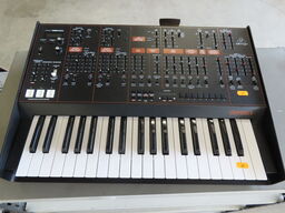 Analog Synthesizer BEHRINGER ODYSSEY