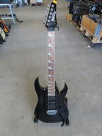 Guitar GIO IBANEZ inkl. stariv