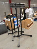 2 stk. monitorstandere