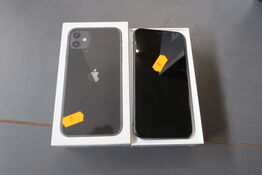 Mobiltelefon APPLE Iphone 11 - Sort - 64 GB