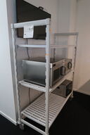 Mobil reol B1380 x D600 x H1790 mm Cambro Premium Shelving (uden indhold)