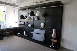 4 stk. butiksinventar uden indhold