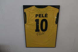 Signeret trøje "Pelé"