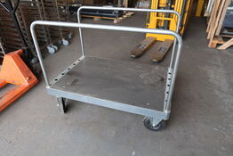 Vogn 120x80 cm.