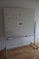 Whiteboard på stativ