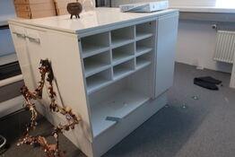 Disk CUBE med indhold m.v.