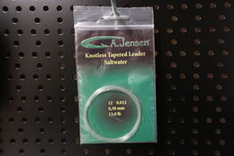 12 pk. knotless tapered leader saltwater 030mm