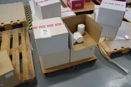 3 kasser med diverse NDS kosttilskud 