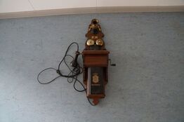 Antik telefon 