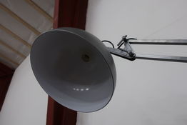 Gulvlampe H: 210 cm.