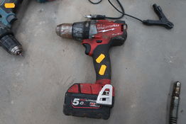 Akku bore/skruemaskiner MILWAUKEE M18 FPD