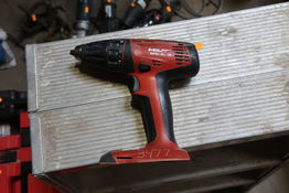 Akku bore/skruemaskine HILTI SFH 22-A