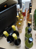 15 fl. blandet vin, hvidvin, rosevine og musserende vin