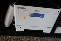 Printer KYOCERA samt router ORBI