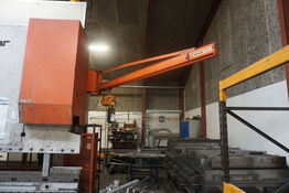 Svingkran, DEMAG 250 kg