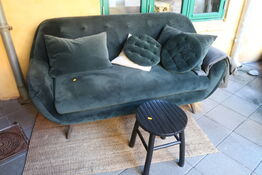 2 stk. sofaer samt skammel