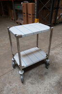 Kørebord 600x400 mm m/ vulstkant m/over og underhylde