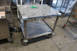 Kørebord lav 600x750xH700 mm med hjul Forstærket model