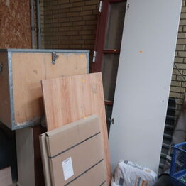 ABC Håndværkeren ApS *Stillads, byggematerialer, trailer m.v.*