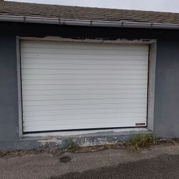 Stålhal og bygningsmaterialer til nedtagning fra Grome Automobiler