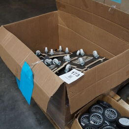 Fernando ApS *Urtepotter - Navnekopper - Plastmaterialer - M.v.*