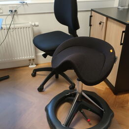Ejendomme Køge ApS under konkurs # Design kontormøbler og inventar