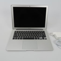 Apple Macbooks