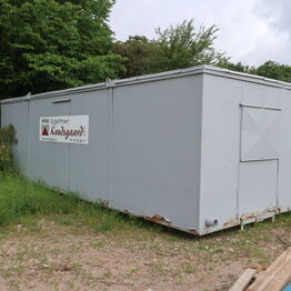Byggefirmaet Knudsgaard A/S - *Forskalling, mandskabsvogn, stilladsdele m.v.*