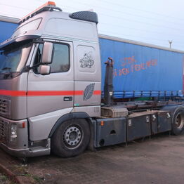 Lastbil VOLVO Fh 660 6x4 & Container