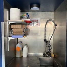 Eden Jaxx (burgerbar) *Køkkenudstyr, Caféinventar m.v.* LOT TILFØJET 16.06.