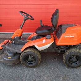 Tagpap Gruppen ApS - Plænetraktor Husqvarna