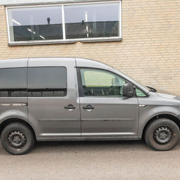 Fisk på Menuen - Varebil VW CADDY 1.6 TDI (årg. 2016)