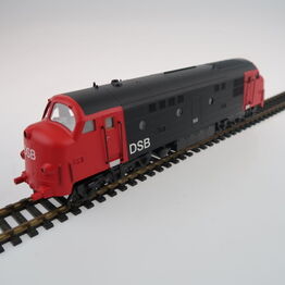 Modellokomotiver & Modeltogvogne *Märklin, Roco, Liliput, Fleischmann m.fl.*