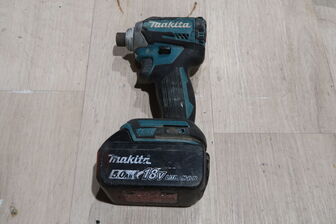 Akku slagskruetrækker, Makita DTD154