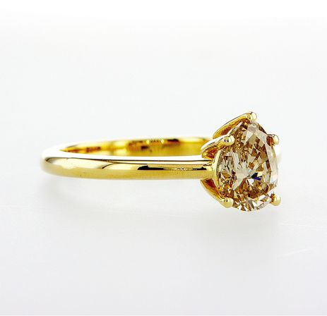 Diamantring i 14 kt. guld og en gulagtig brun 0,99 kt. Diamant - 4005 - Vejl. pris: kr. 42.000,-